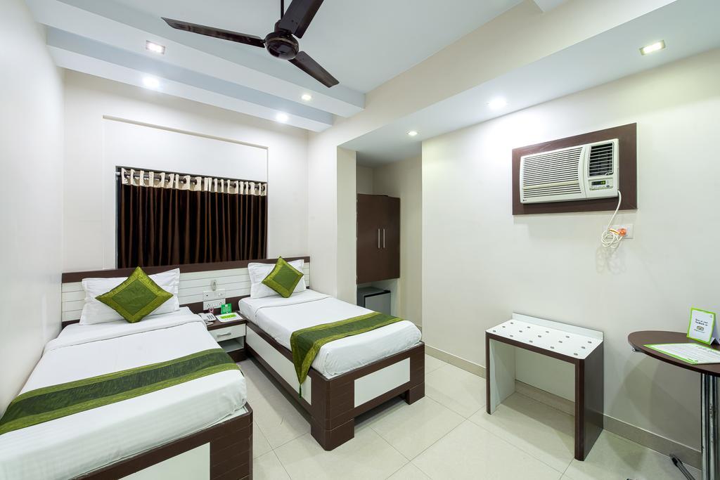 Itsy By Treebo - Jai Ambe Maa Hotel Kolkata Exterior photo