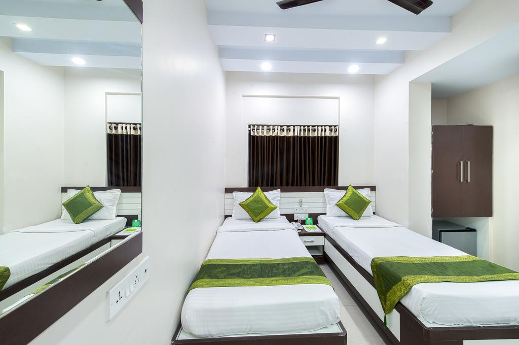 Itsy By Treebo - Jai Ambe Maa Hotel Kolkata Exterior photo